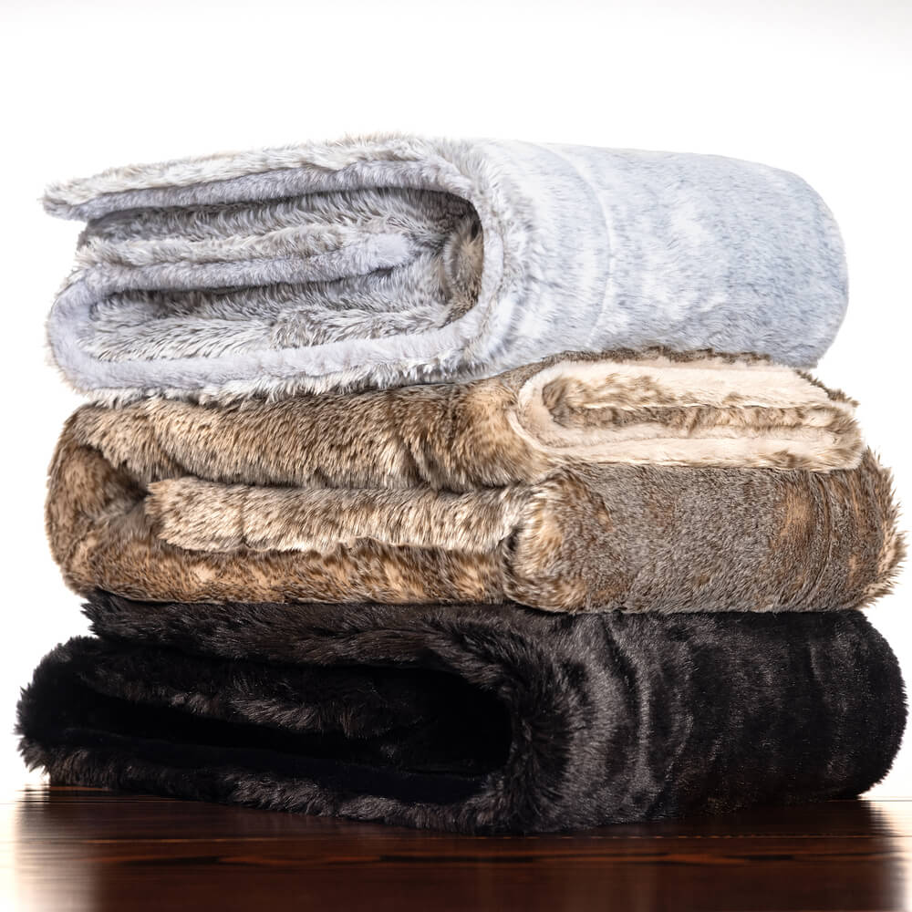 Beautyrest Zuri Faux Fur Weighted Blanket With Removable, 40 OFF